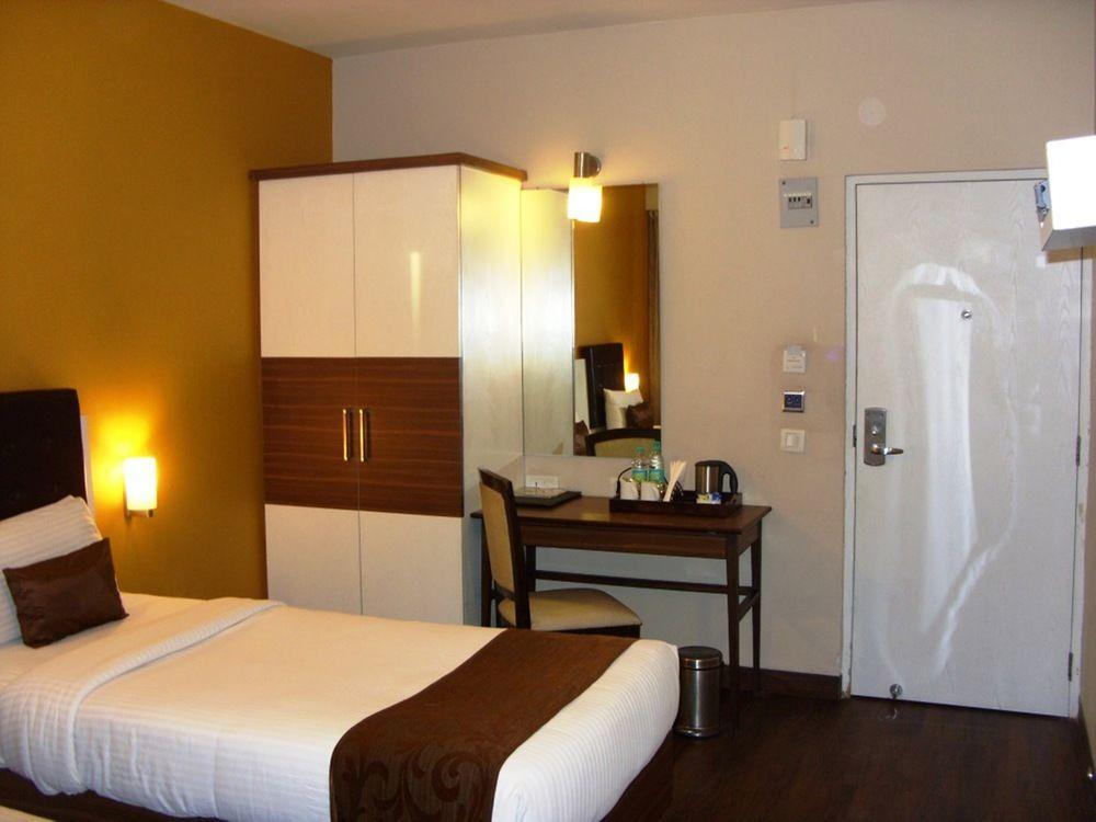 Mango Hotels, Samed Agra 아그라 외부 사진